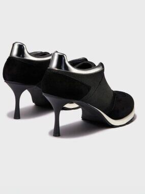 NIB Sneex The Icon Hybrid Heel Sneaker Black Size 11